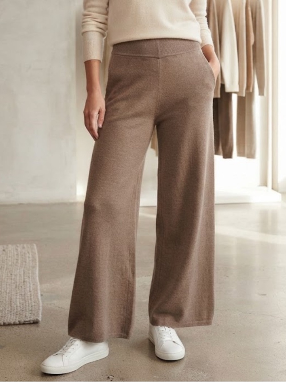 Wide-Leg Knit Pants in Taupe Brown Size Small